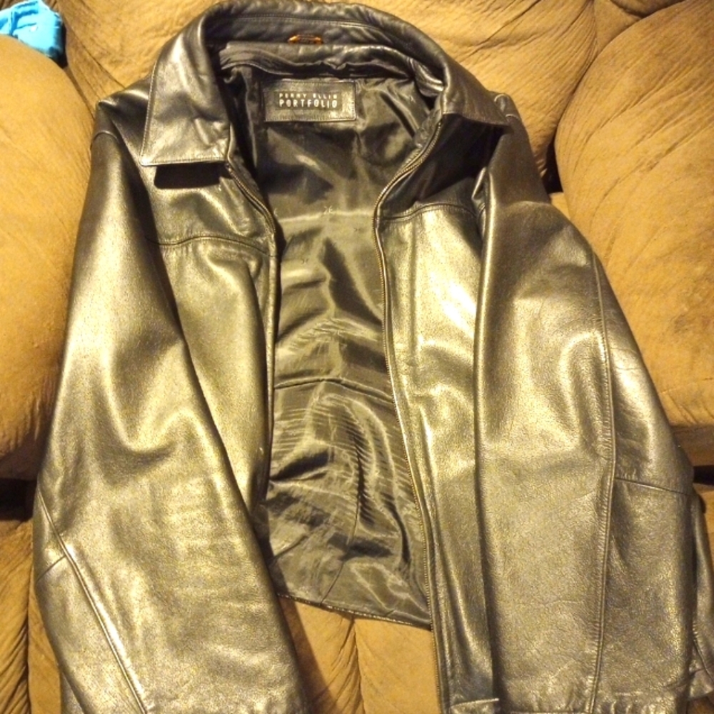 RETRO - 90's  XXL PERRY ELLIS PORTFOLIO, REAL LEATHER, W/ REMOVABLE LINER!